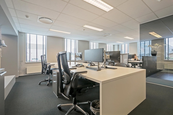 Bohrweg 3-5 Spijkenisse - Bohrweg 3-5, Spijkenisse