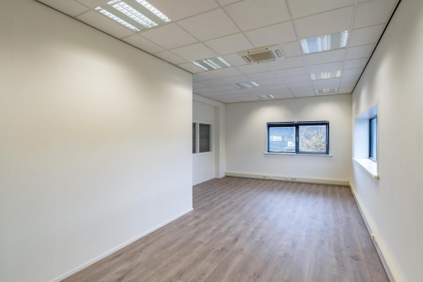 Newtonweg 10-12 Spijkenisse - Newtonweg 10-12, Spijkenisse