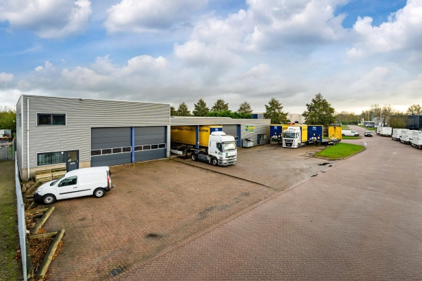 Newtonweg 10-12 Spijkenisse - Newtonweg 10-12, Spijkenisse